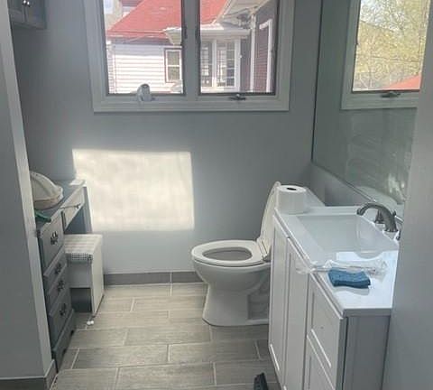 5th image of 348 Colvin Ave #2