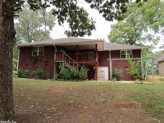 3rd image of 710 Lakeland Dr