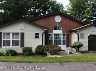 1 Linton Close, Freehold, NJ 07728