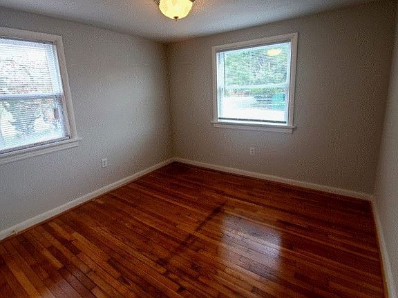 2nd image of 5431 Remuda Dr #1