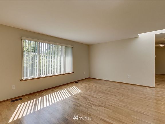 5th image of 7322 127th Ave SE