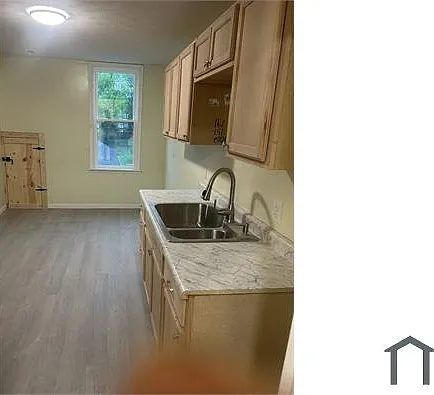 2711 Slevin St #2 — Photo 6