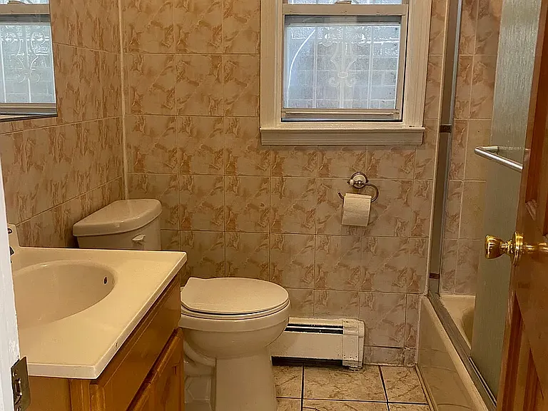 2 Stratford Rd #1 — Photo 8