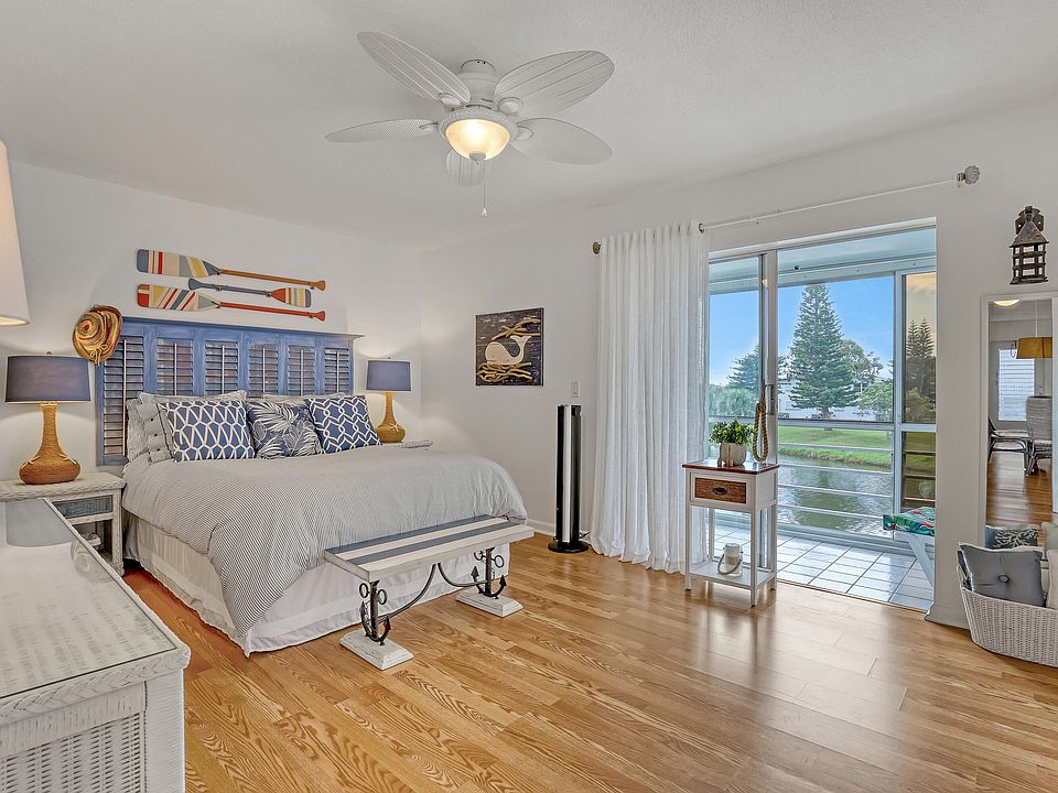1st image of 350 Chatham Q