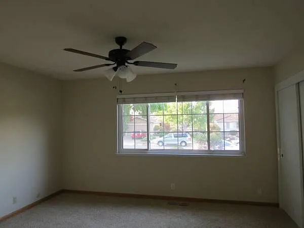 5140 Forest View Dr — Photo 10