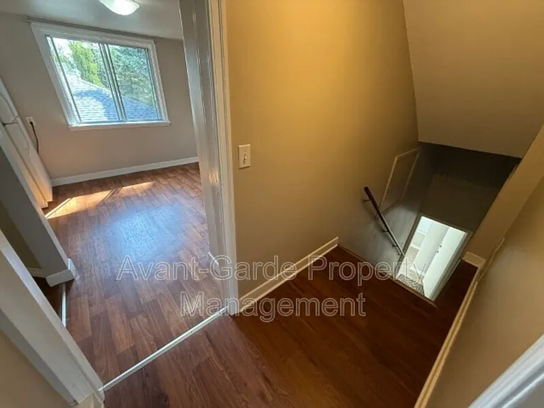 12114 102nd St NW — Photo 15