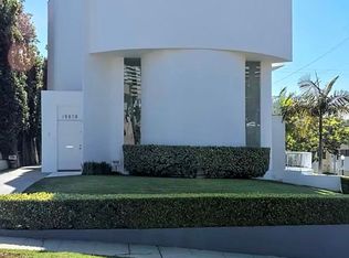 10678 Rochester Ave, Los Angeles, CA 90024