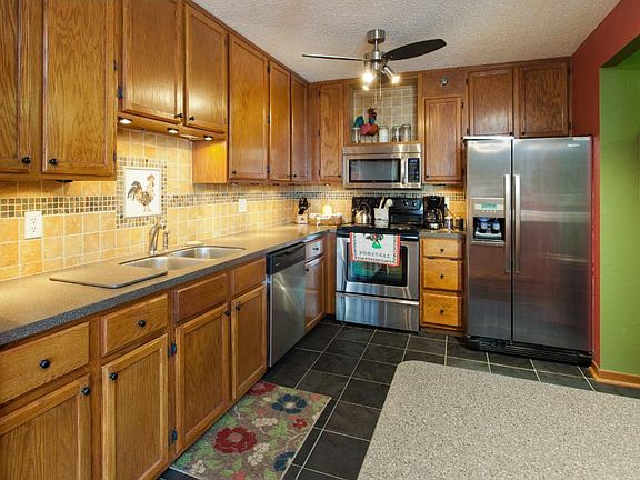 5th image of 433 S 7th St APT 1615