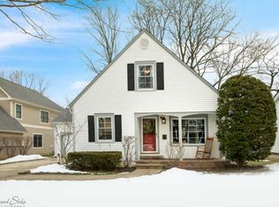 245 S Benton St, Palatine, IL 60067