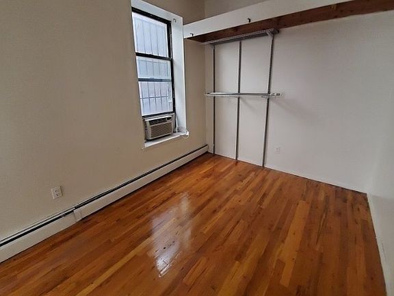 4th image of 97 Clinton St #4