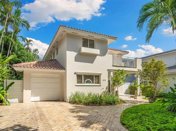 315 NE 88th St, El Portal, FL 33138