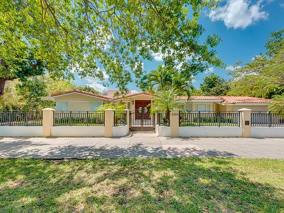 5th image of 6308 Maynada St
