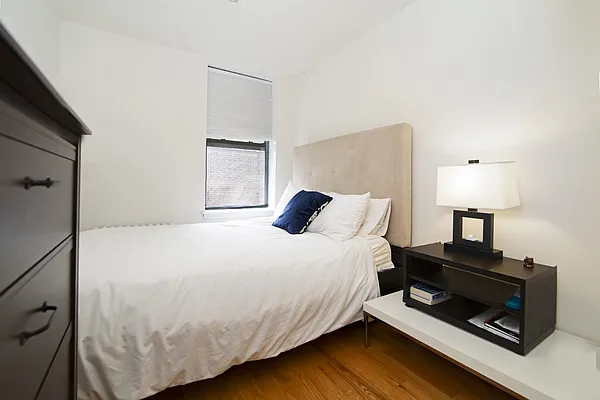 Rented by REAL New York | media 7