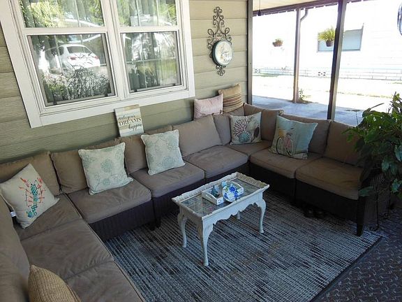 5th image of 4615 Arcola Pl