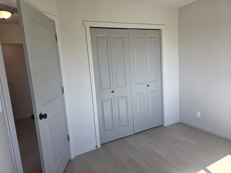 1528 N Wilhelm Way — Photo 9