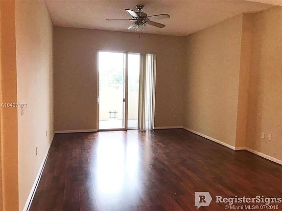 5th image of 520 SE 5th Ave #A1109