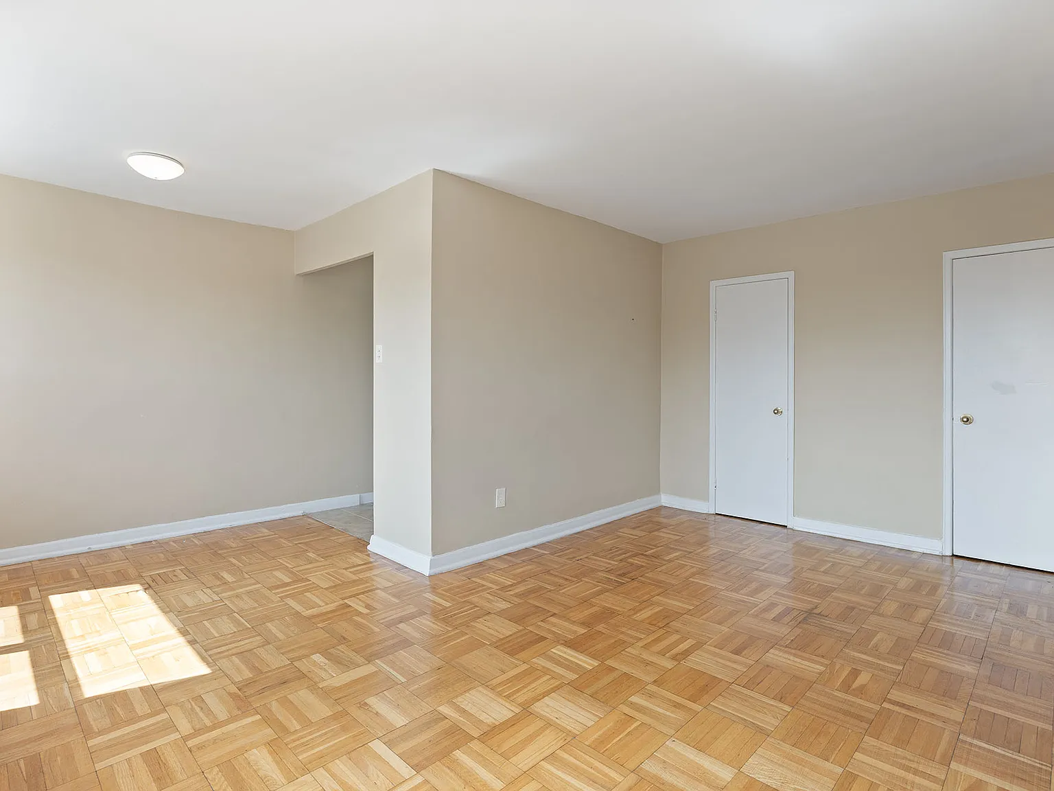 2890 St. Clair East York Apartments — Photo 4