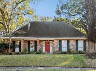 5635 Sutton Pl, New Orleans, LA 70131