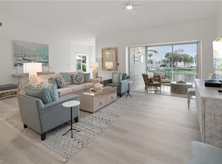 784 Willowbrook Dr APT 607, Naples, FL 34108