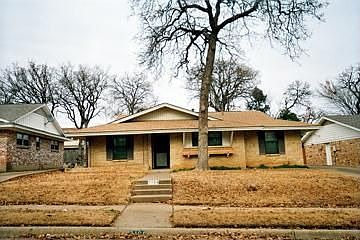 1st image of 2109 Woodoak Dr