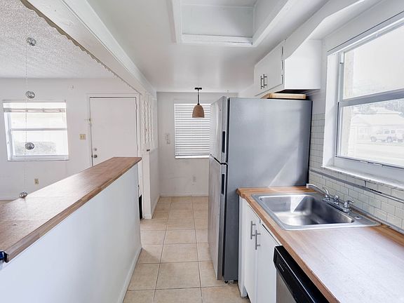 5th image of 2605 E Central Blvd #1B-1BA