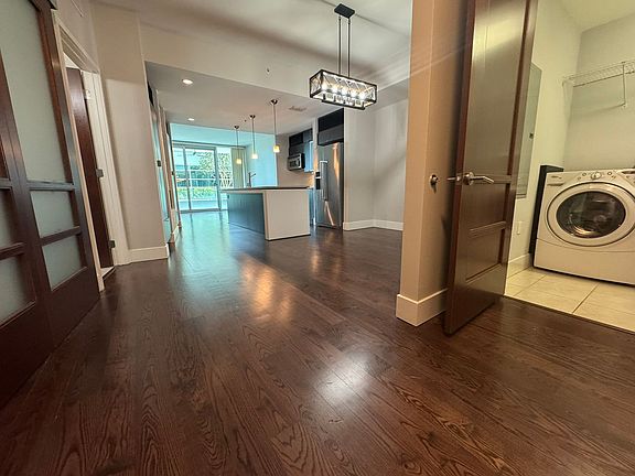 5th image of 111 N 12th St Unit 1315