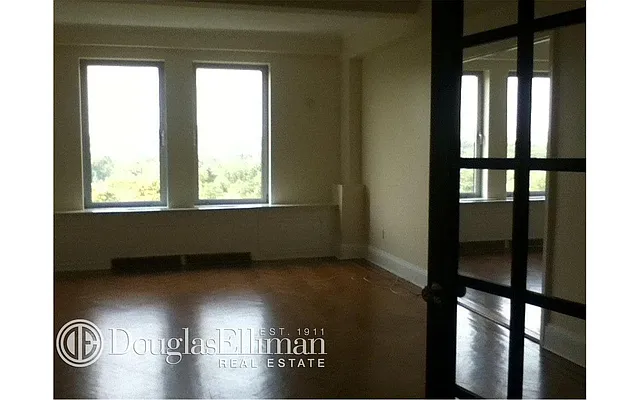 Rented by Douglas Elliman | media 17