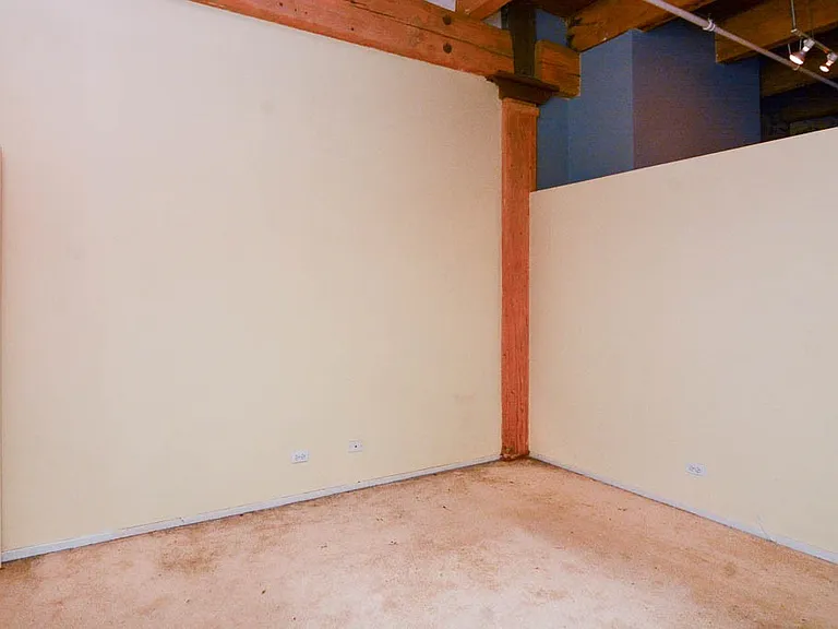 375 W Erie St #123 — Photo 12