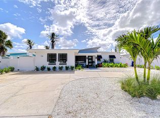 728 Pruitt Dr, Madeira Beach, FL 33708