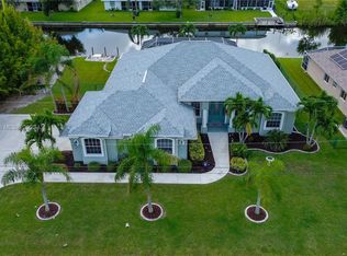 1232 SE 5th Ter, Cape Coral, FL 33990