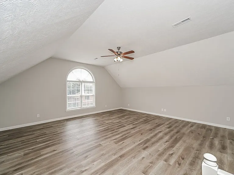 4116 Highlander Ct — Photo 10