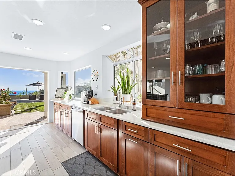 85 Palm Beach Ct — Photo 19