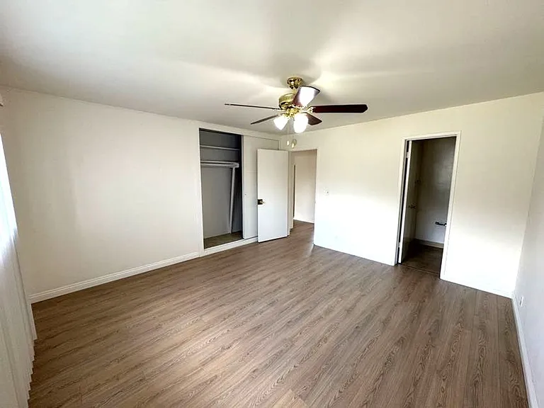 1394 Springfield St — Photo 11