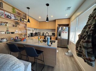 519 N Manhattan Ave #12, Manhattan, KS 66502