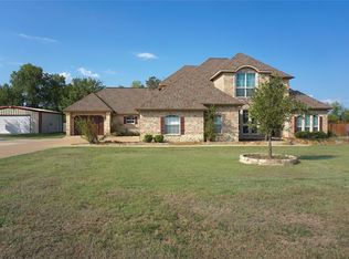 510 N Hardeman Cir, Justin, TX 76247