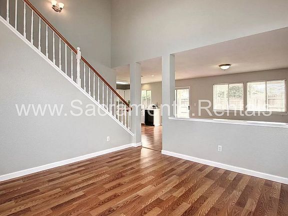 4th image of 8772 Fallbright Way