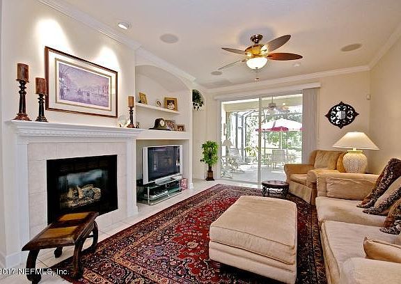 4th image of 816 Mariam Elias Way
