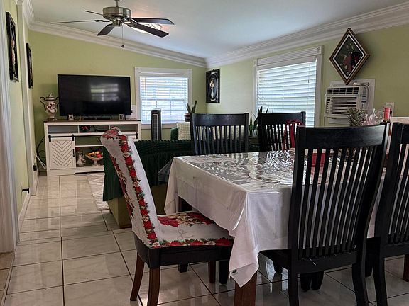 5th image of 850 SAILFISH Drive E