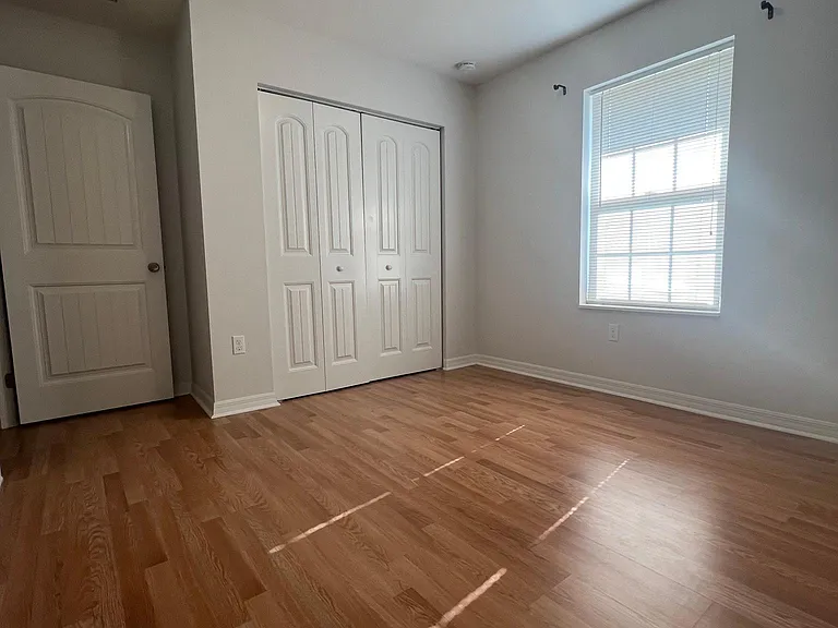 1860 NE Roberts Trl — Photo 20