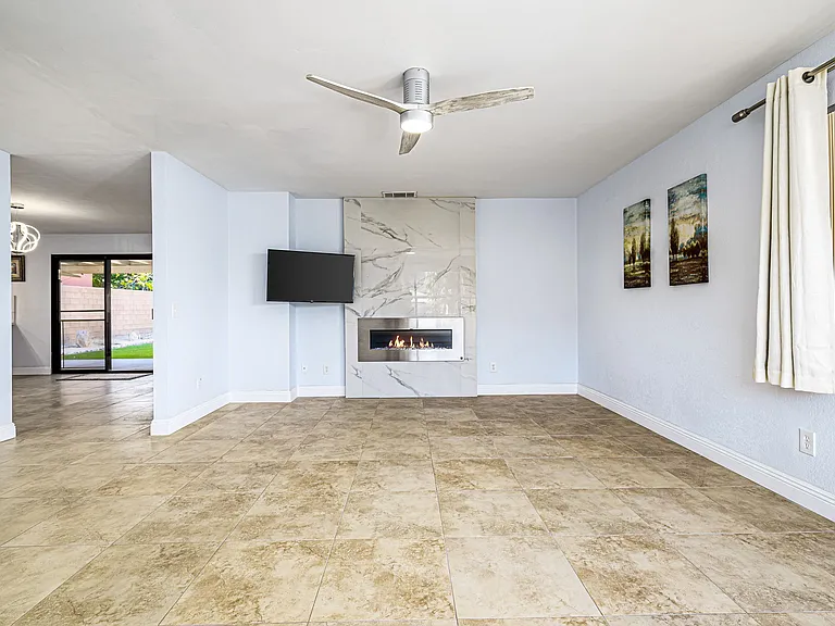 54865 Avenida Diaz — Photo 9