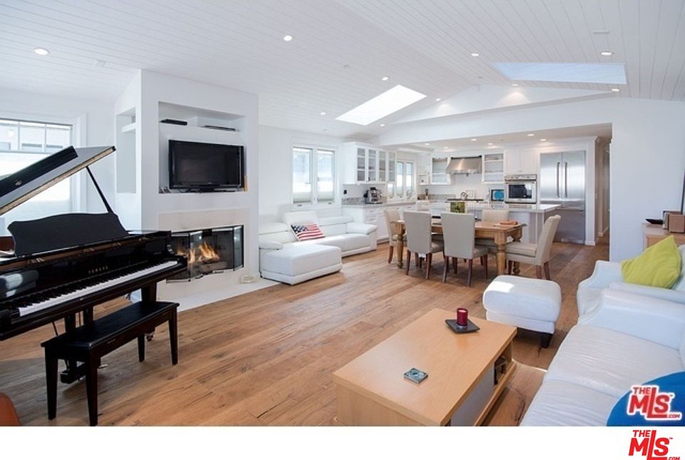 1st image of 125 Ocean Park Blvd
