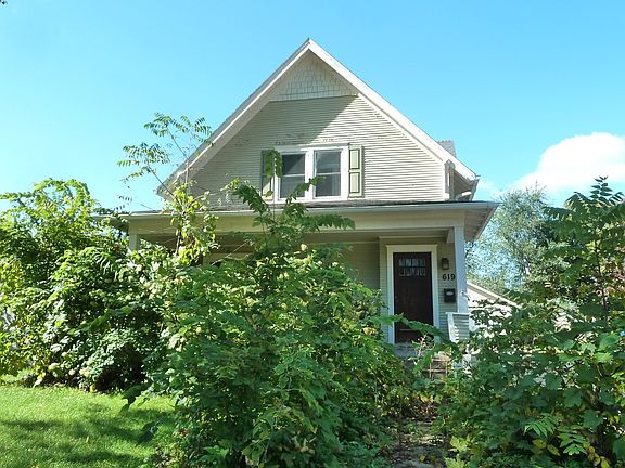 2nd image of 619 N Holcombe Ave