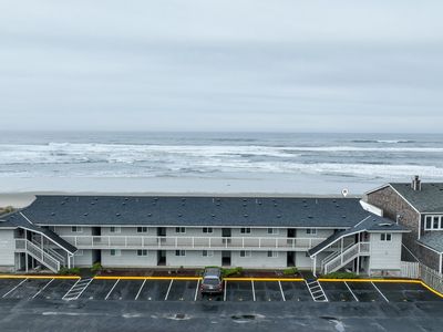 137 S Pacific St APT 16, Rockaway Beach, OR, 97136