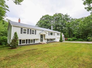 165 Concord Stage Rd, Dunbarton, NH 03046