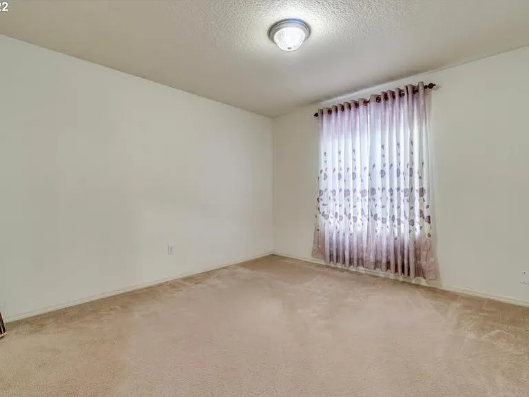 17155 SE Alder St — Photo 4