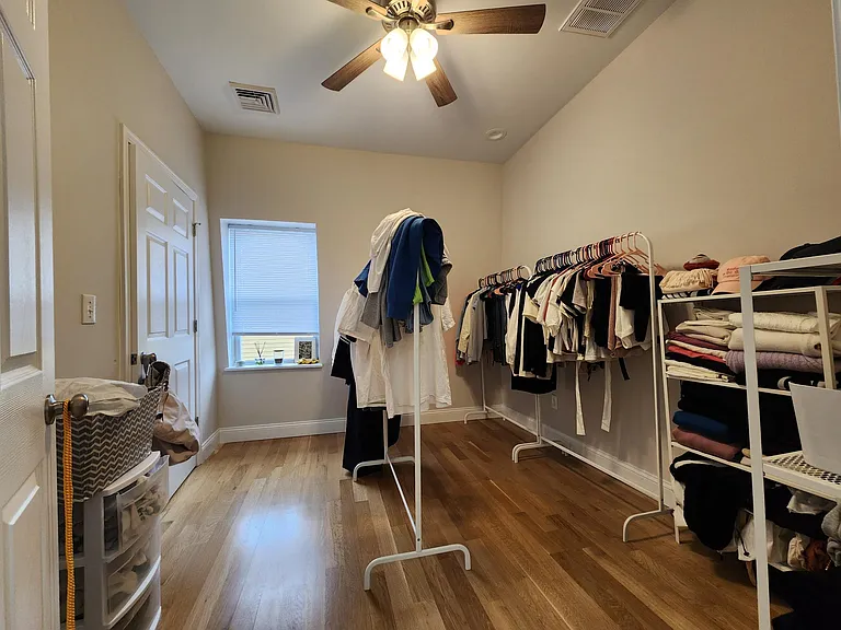 72 America St #3 — Photo 6