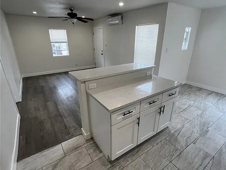 4518 S Normandie Ave #3/4 — Photo 14