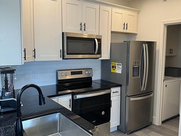 3rd image of 701 Gibson Dr APT 1224