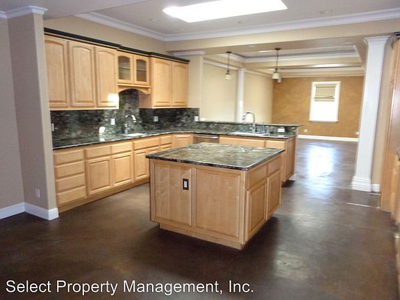 2nd image of 213 1/2 3rd St