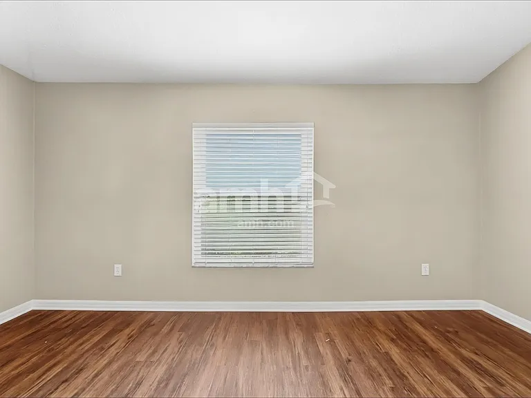 3213 Dunstable Dr — Photo 9